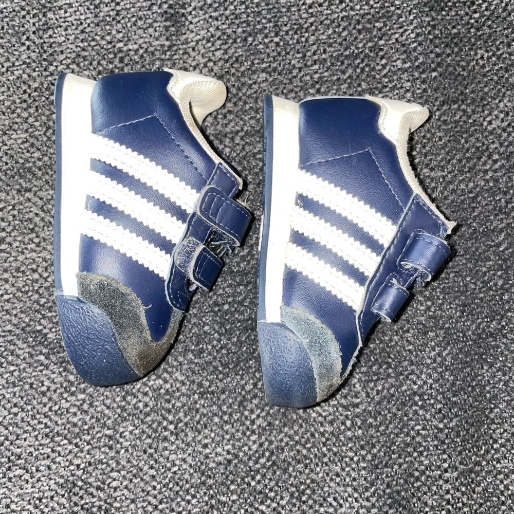 Baby size 3 ADIDAS VELCRO SHOES.